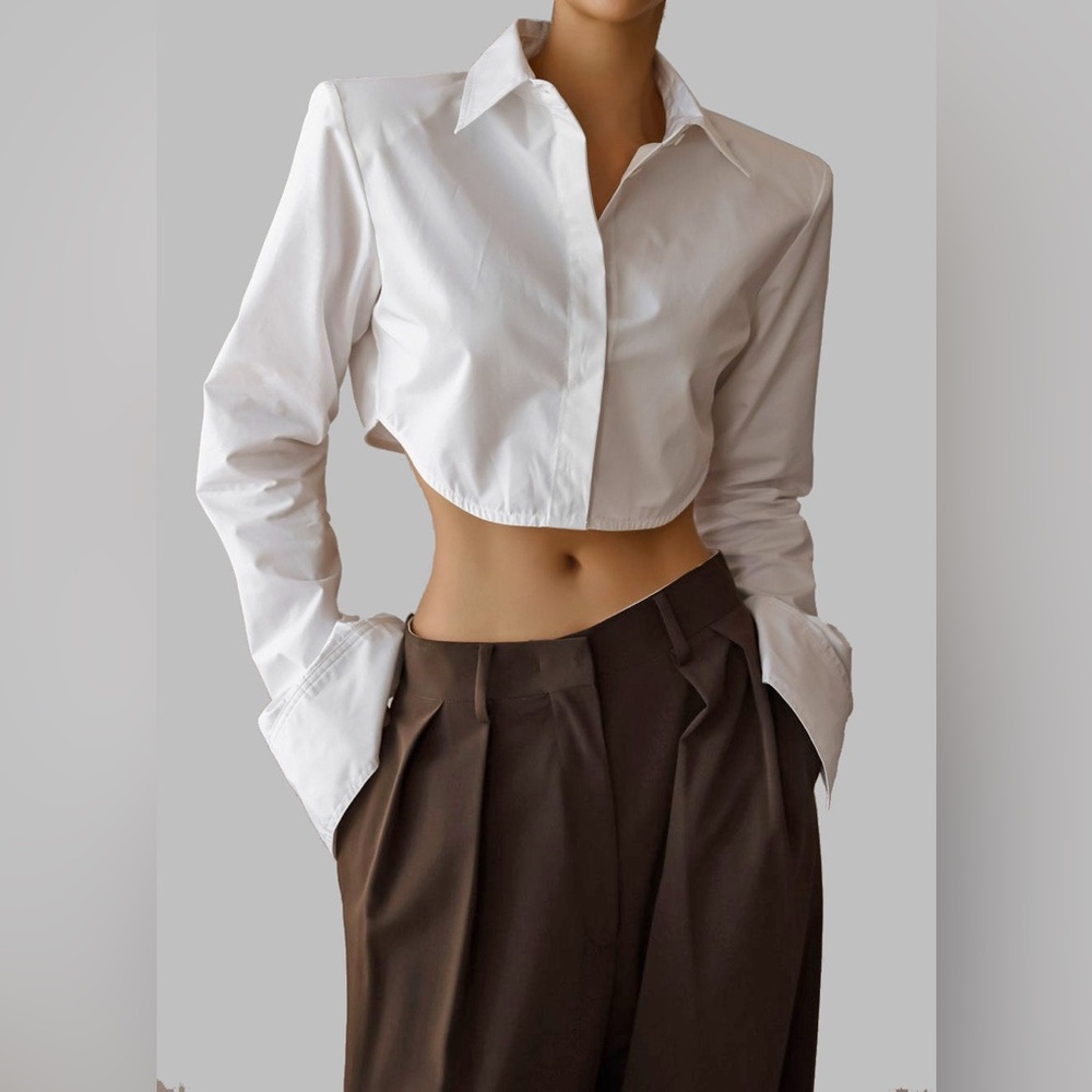 The Frankie Shop Uma padded-shoulder cropped cotton shirt